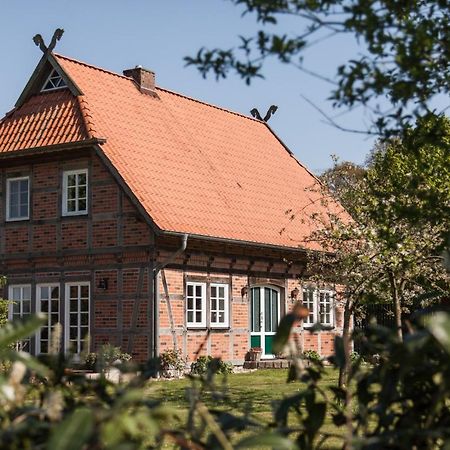 Fachwerk-Ferienhaus, Ruhe Auf Dem Land, Haustiere Willkommen, Leihfahrraeder, 24-7 Check In Kirchlinteln Buitenkant foto