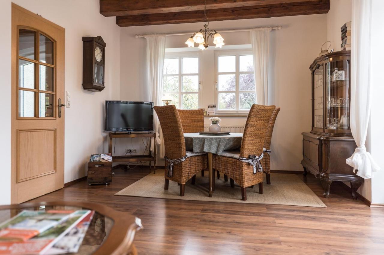 Fachwerk-Ferienhaus, Ruhe Auf Dem Land, Haustiere Willkommen, Leihfahrraeder, 24-7 Check In Kirchlinteln Buitenkant foto